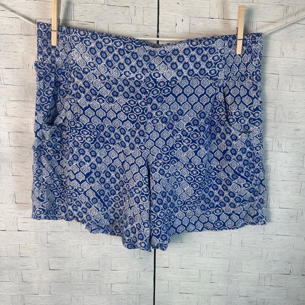 Lane Bryant blue‎ & white shorts stretchy pull up pockets coastal boho plus size